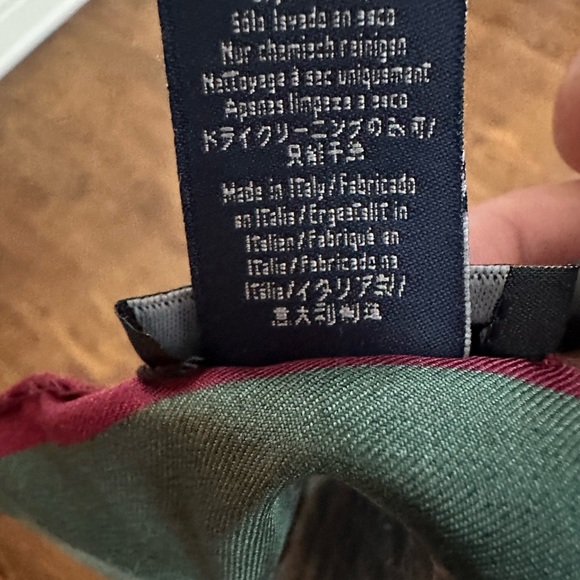 Hacket London Pocket Square - Picture 3 of 3